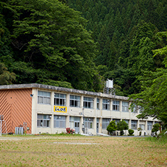 旧美甘中学校